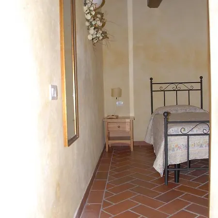 Rural Tuscany - Tenuta Collerucci *